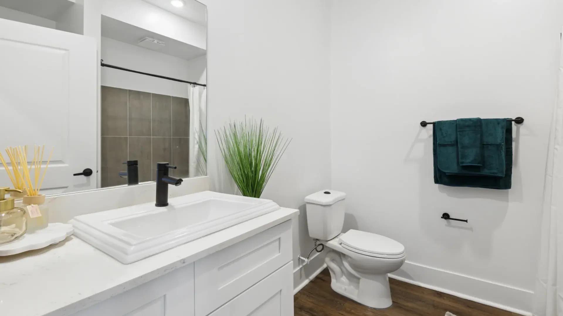 Bathroom in a Pointe Grand apartment home